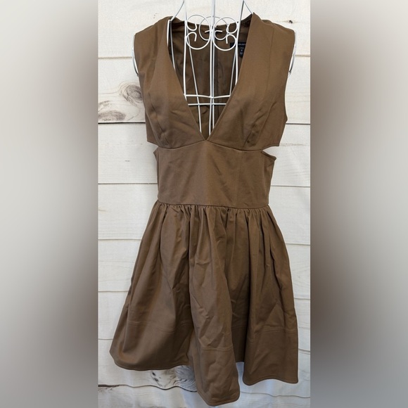 Banana Republic Dress Brown Cut Outs Size 6p Fit Flare Chic - Picture 6 of 8